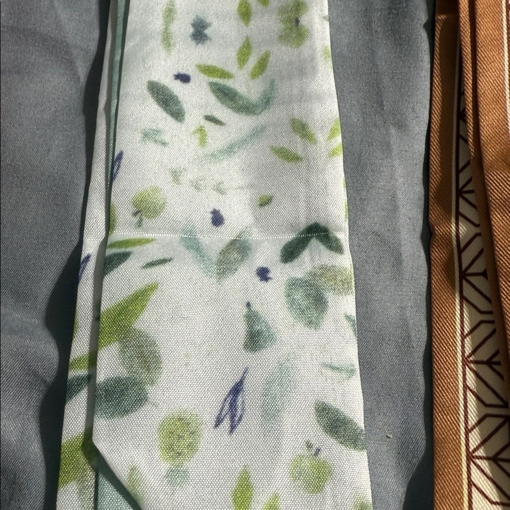 Set/3 Patterned Scarves Set - Picture 3 of 7
